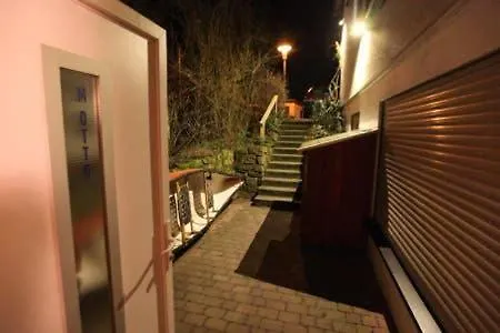 Souterrainwohnung Am Feigenbaum
